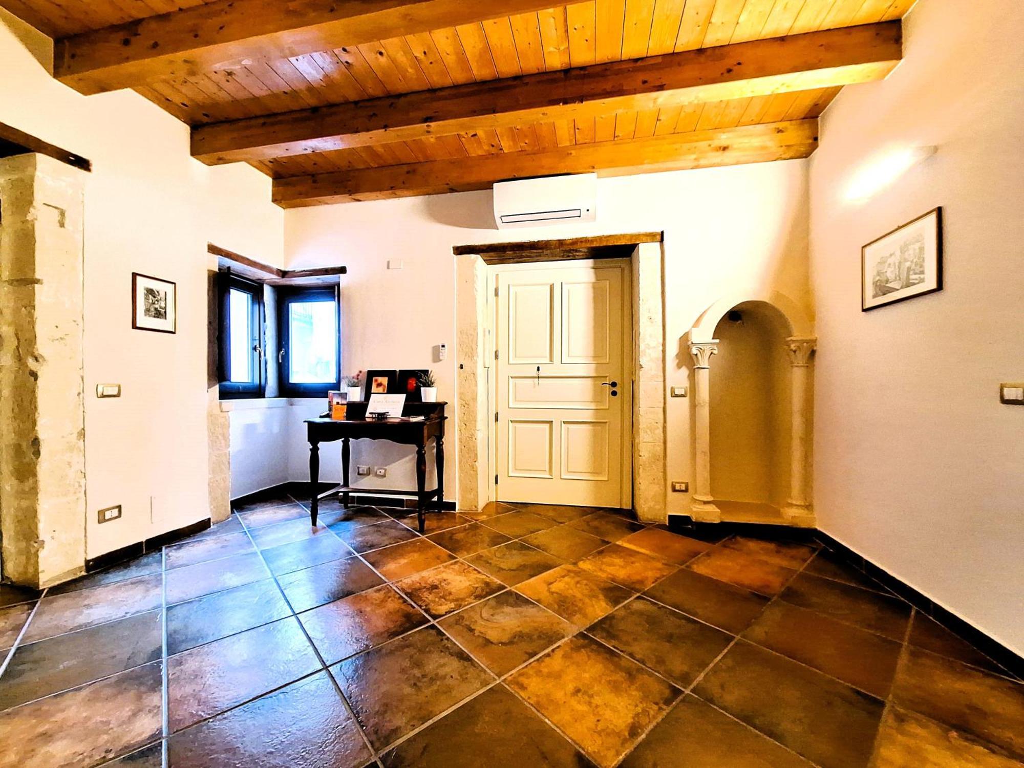 Casa Aretusa - Ortigia Holidays Syracuse ภายนอก รูปภาพ